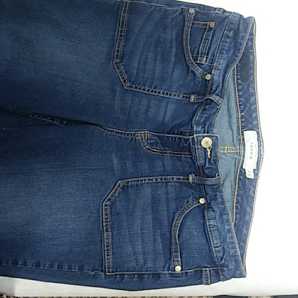 3/$20 Torrid - Picture 5 of 8